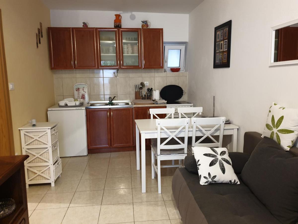 Lemon Tree Hotel Donji Seget Kültér fotó