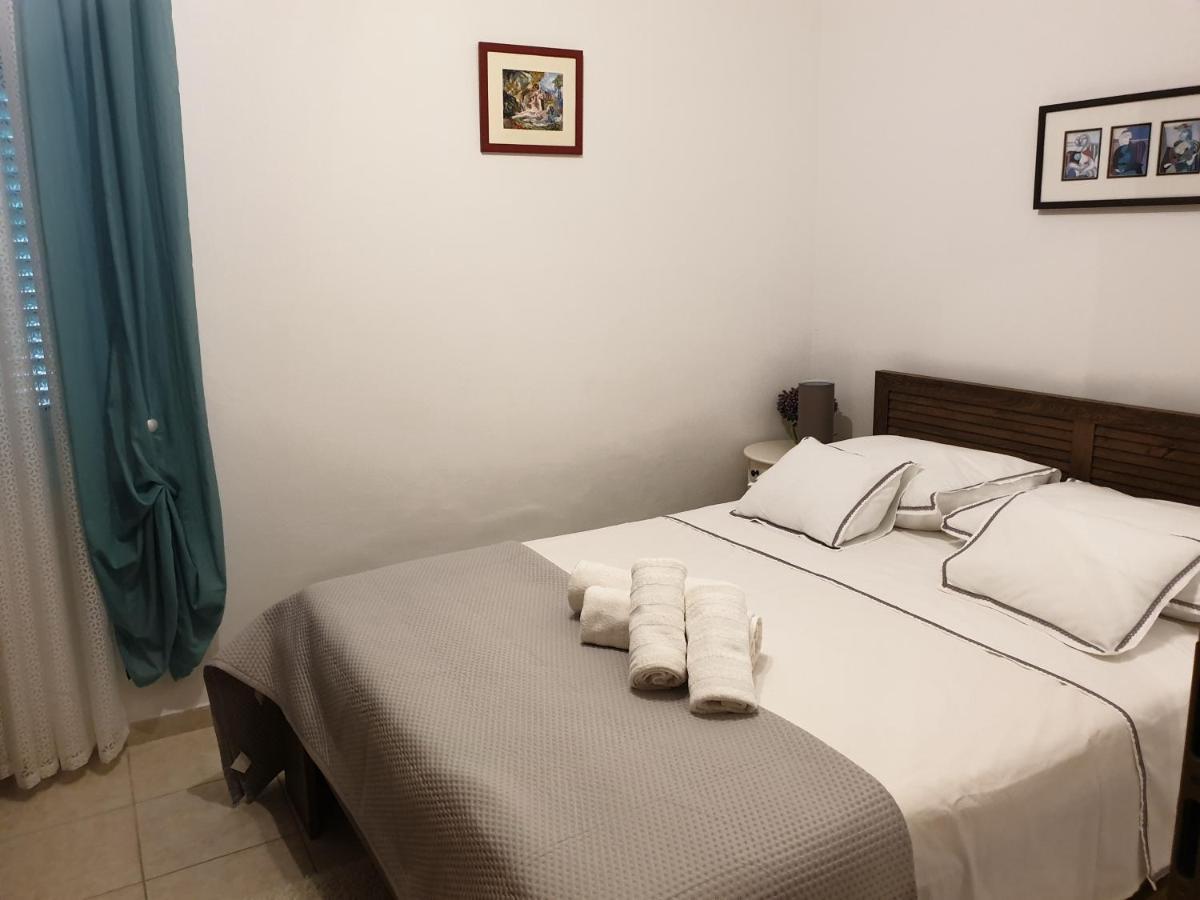 Lemon Tree Hotel Donji Seget Kültér fotó
