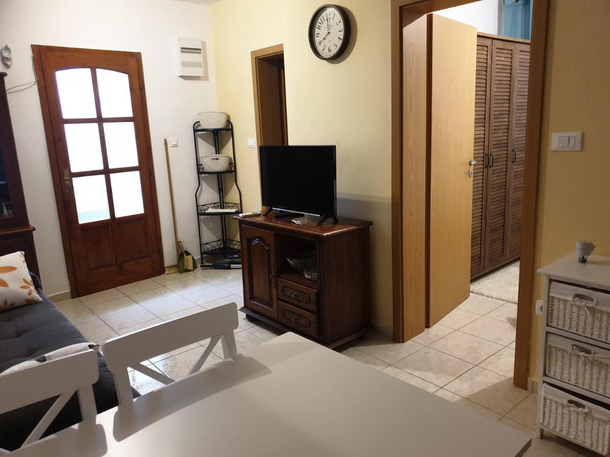 Lemon Tree Hotel Donji Seget Kültér fotó