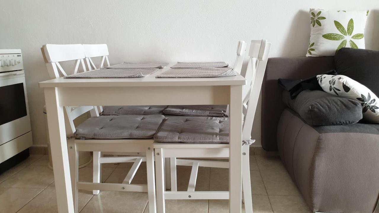 Lemon Tree Hotel Donji Seget Kültér fotó