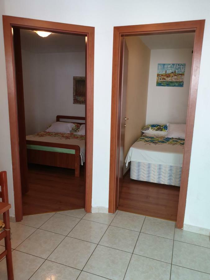 Lemon Tree Hotel Donji Seget Kültér fotó