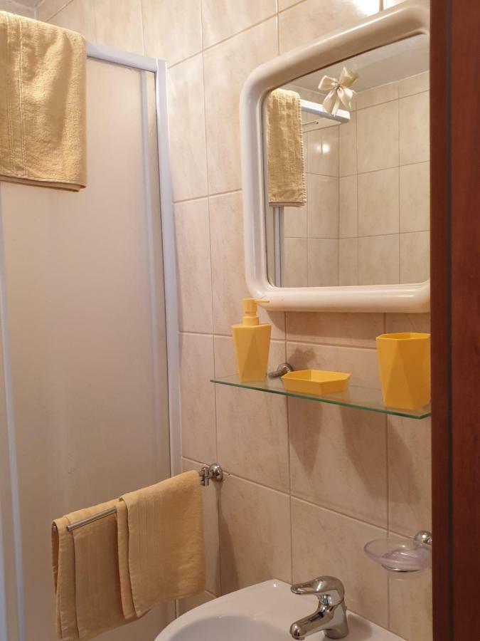 Lemon Tree Hotel Donji Seget Kültér fotó