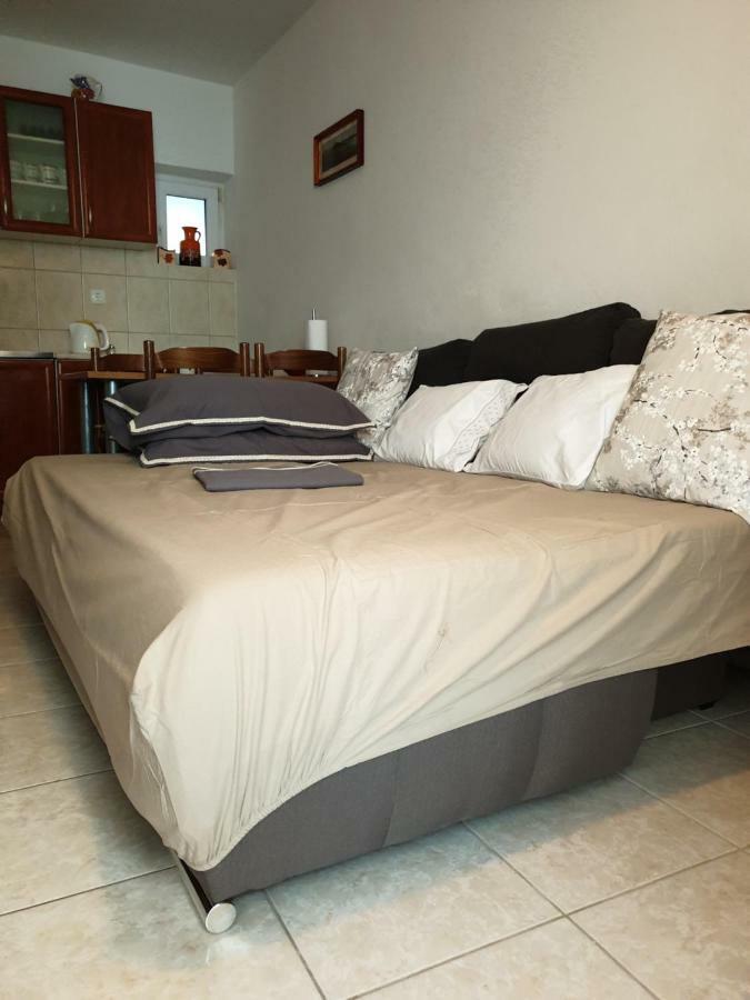 Lemon Tree Hotel Donji Seget Kültér fotó