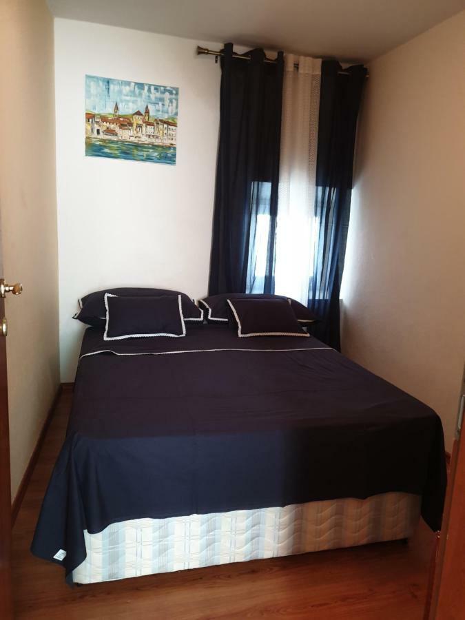 Lemon Tree Hotel Donji Seget Kültér fotó